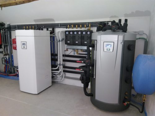 Verwarming en sanitair door 3 lucht-water warmtepompen, vloerverwarming 300m² en 28 ventilo-convectoren van Jaga!